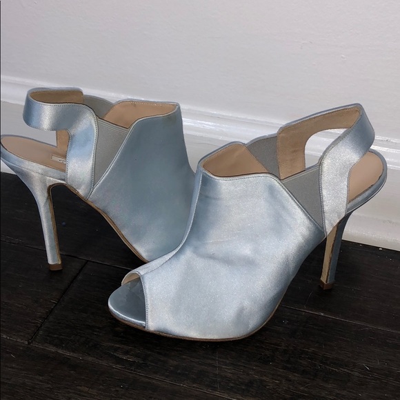Baby blue satin peep toe bootie - Picture 3 of 5